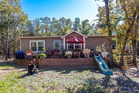 A home in Pottsboro