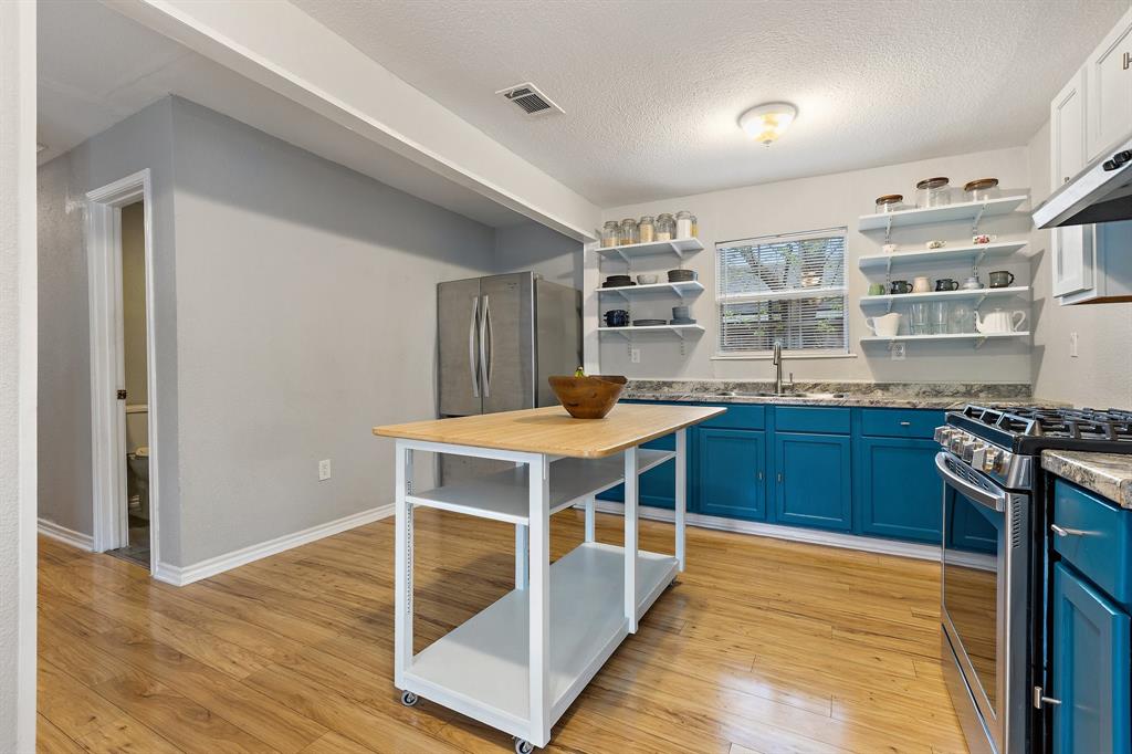 Joe A 02 Irvin - Residential