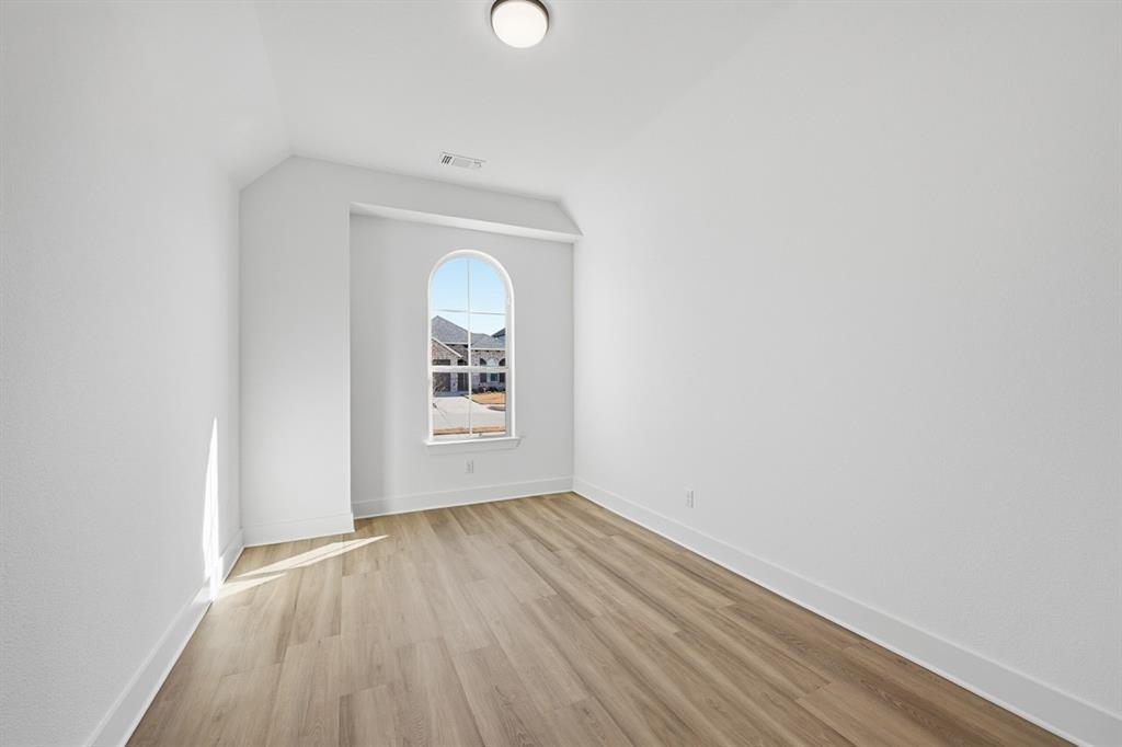 Gateway Village - The Reserve - Residential