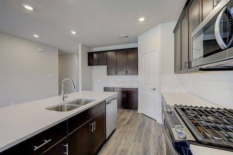 410 Stagg Street McKinney TX 75069