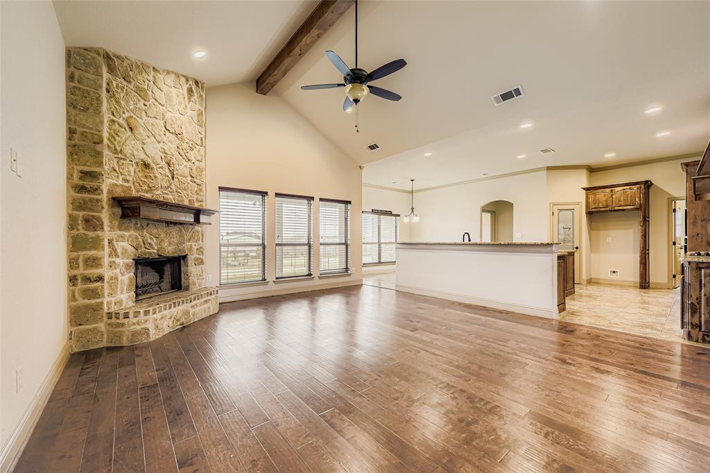 117 Deer Grove Trl, Azle, TX, 76020