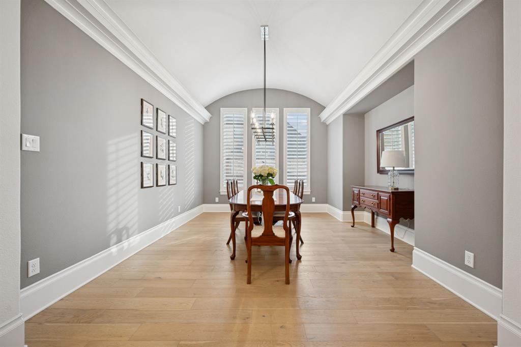 3652 Hamilton Heights Avenue