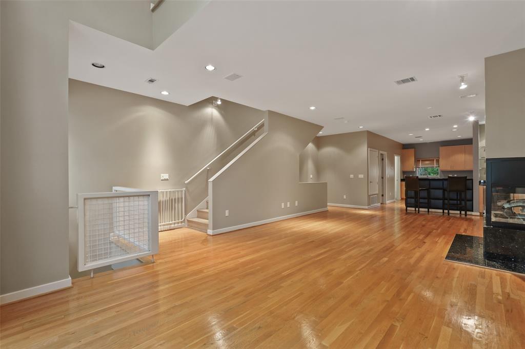 Travis Street Condos 4100 - Residential Lease