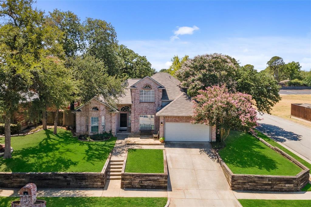 1213 GREENDALE Drive