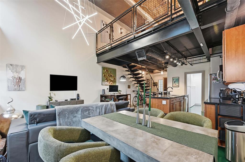 3110 Thomas Avenue 105