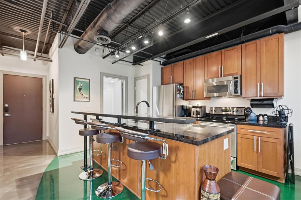 3110 Thomas Avenue 105