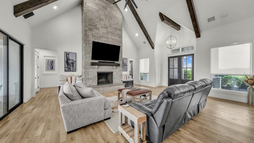 408 Royal Santana Run