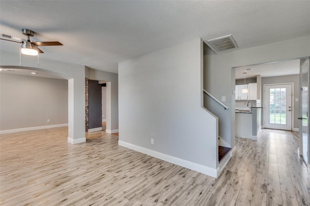 2702 Skyview Drive