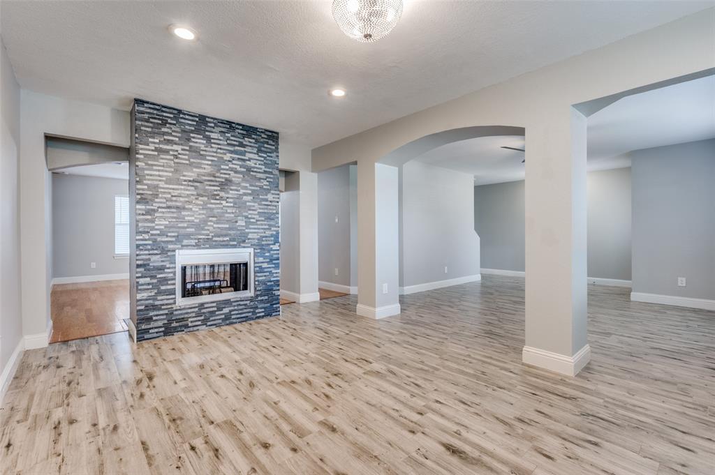 2702 Skyview Drive