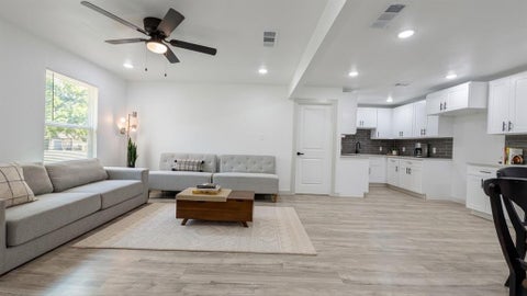 Photo of 719 Sleeth Street, Dallas, TX 75216 (MLS # 21389071)