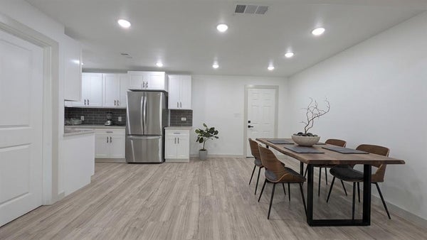 719 SLEETH ST, DALLAS, TX 75216 - Image e626e6b5f0c4f8ec3c8ed1937f6b8a26/937438502