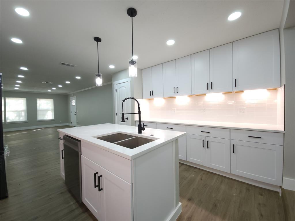 Rhodes - Residential Lease