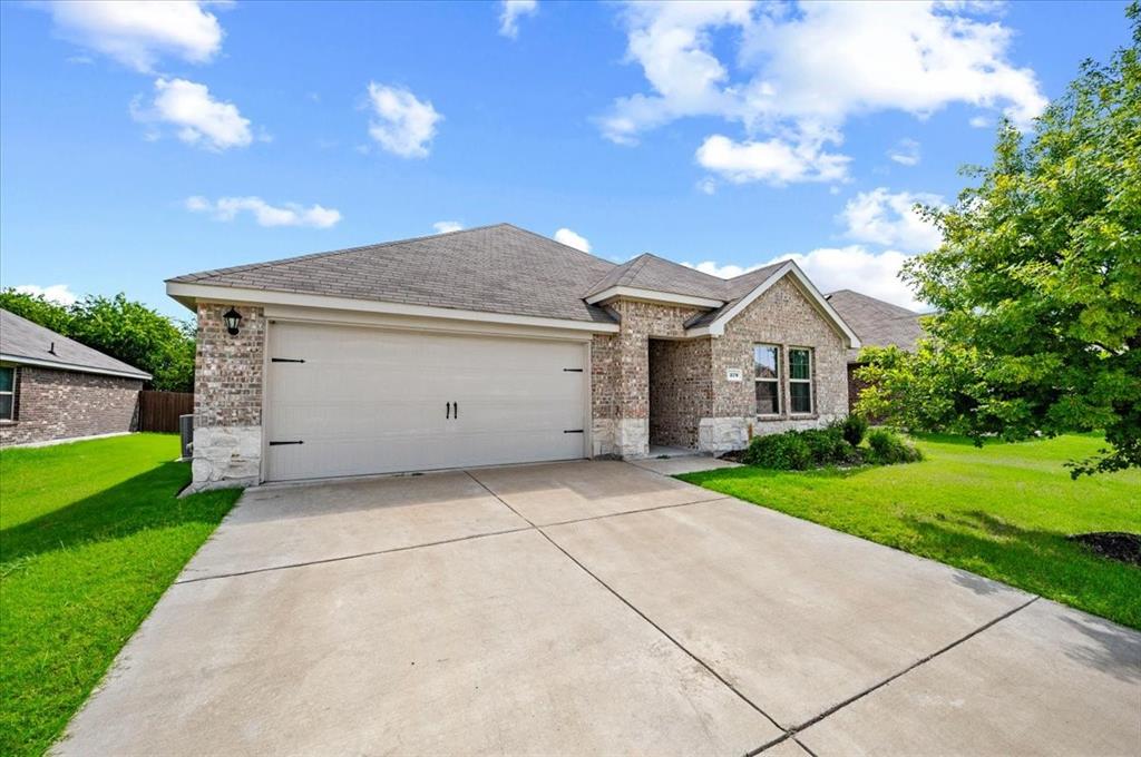 279 Thoroughbred Street