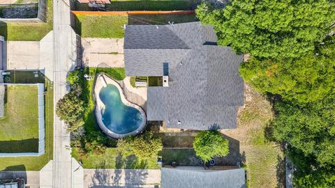 745 Oakland Street Grand Prairie TX 75052