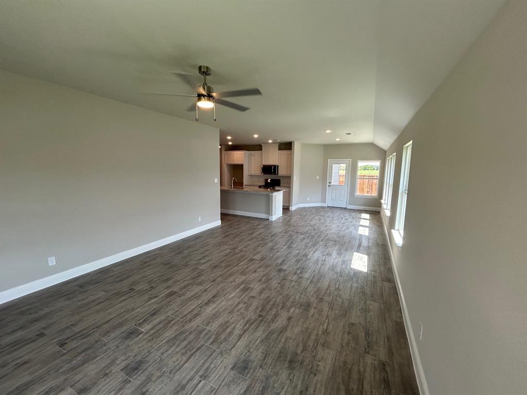 Trenton, Texas 75490, United States, 3 Bedrooms Bedrooms, ,2 BathroomsBathrooms,Residential,Active,38280