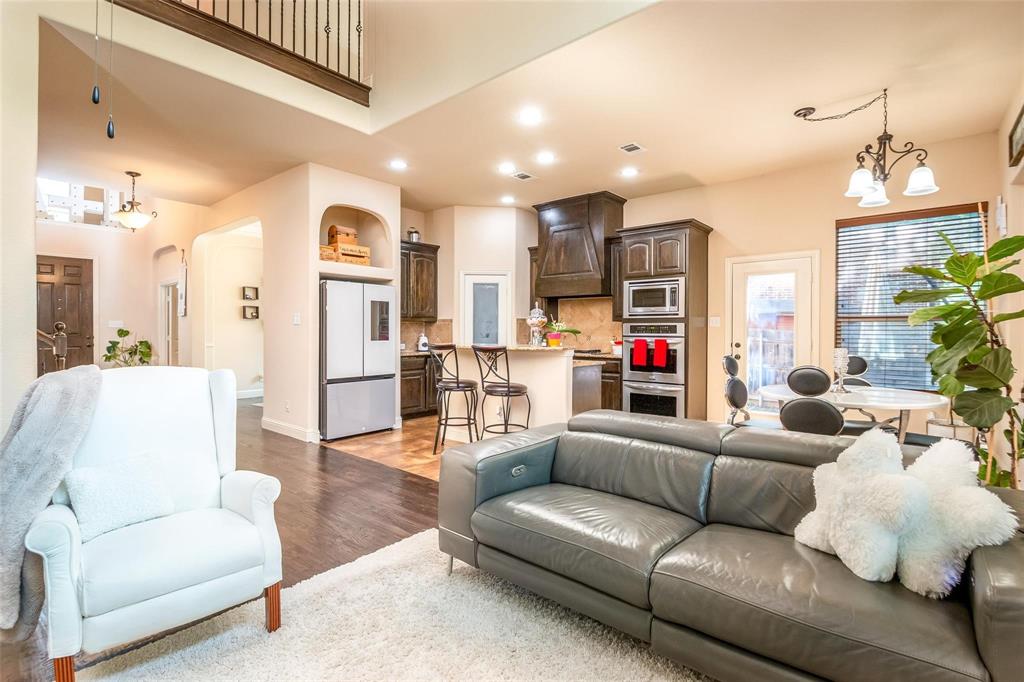 Town Walk Chase Add - Residential