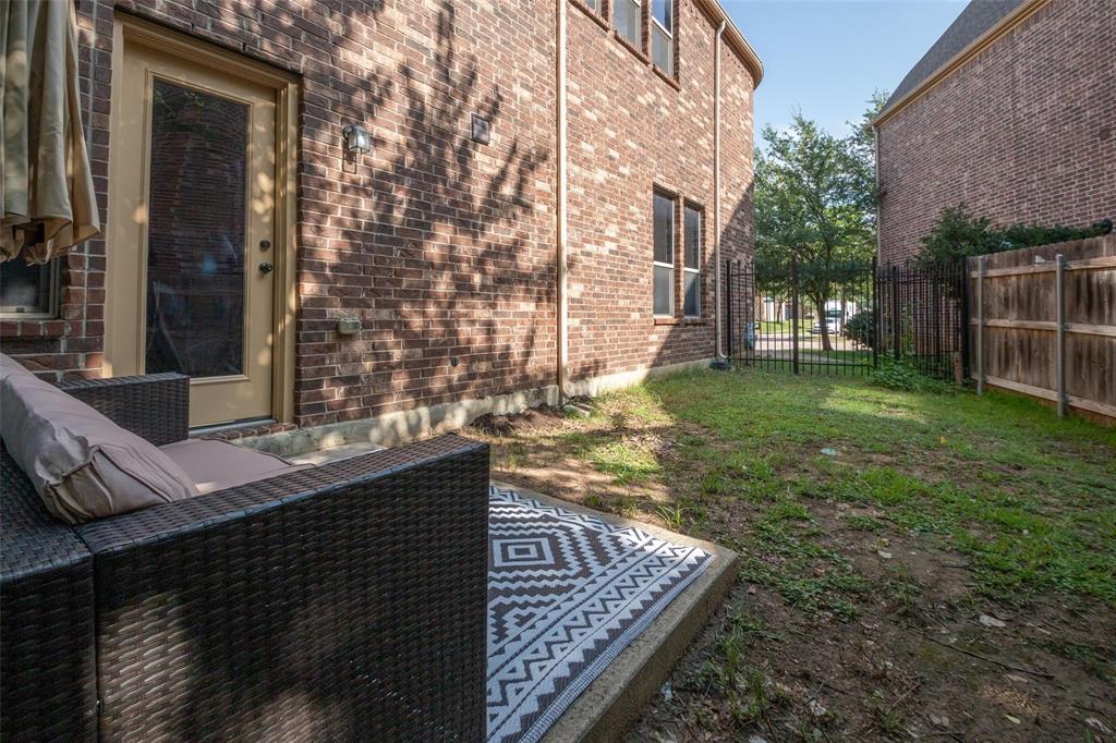 Town Walk Chase Add - Residential