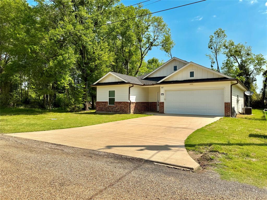 117 Deep Cove Drive