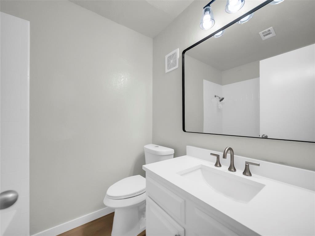 Preston On Creek Condos - Residential Lease