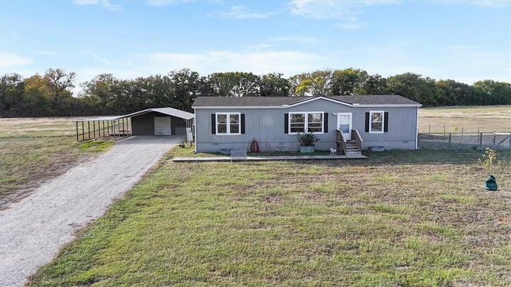 Photo 1 of 27 — 485 County Road 4927, Trenton, TX 75490