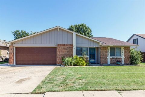 5406 Princess Court Lake Dallas TX 75065