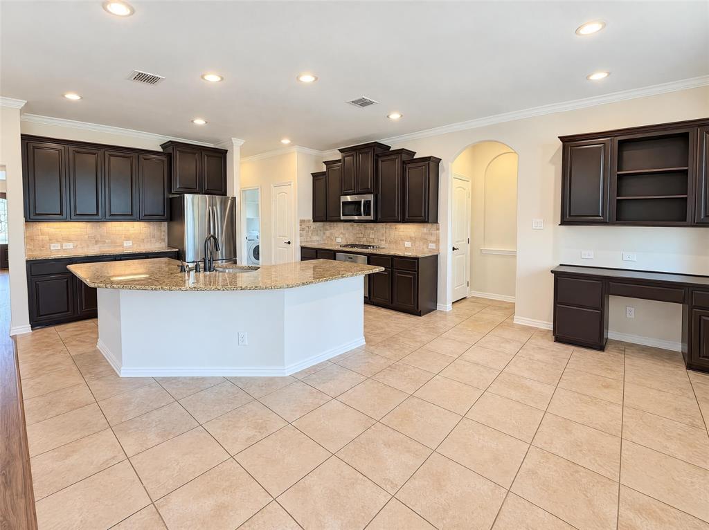 6715 Winding Valley Trail