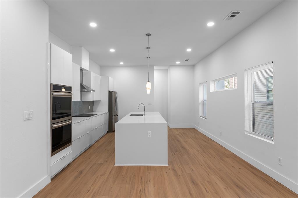 Z E Coombs West End - Residential