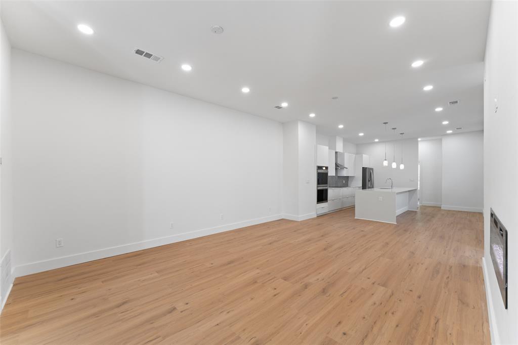 Z E Coombs West End - Residential