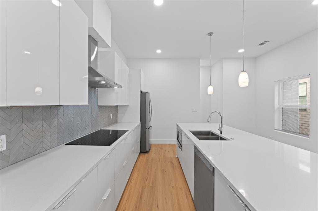 Z E Coombs West End - Residential