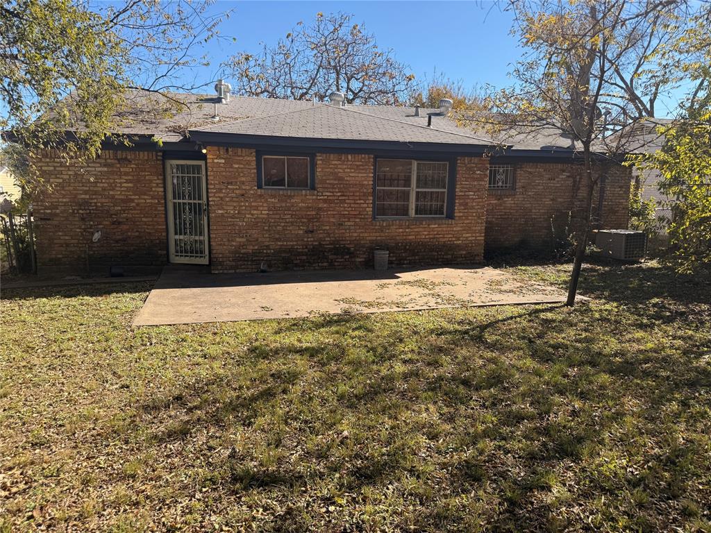 3711 Happy Canyon Drive