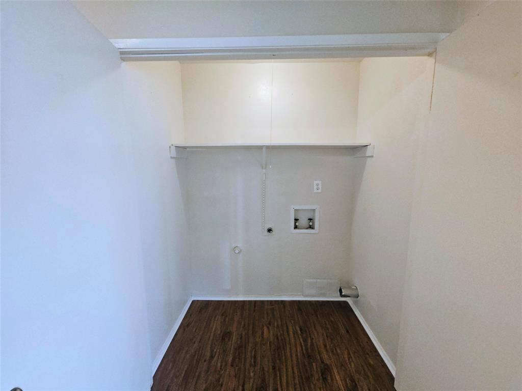 WOODFIELD ADDITION (ARLINGTON) - Residential Lease