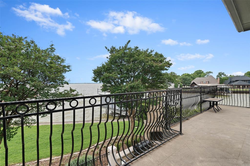 Pinnacle Club - Residential