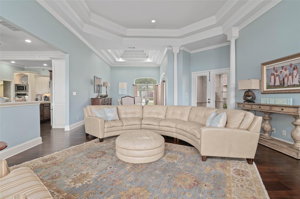 Pinnacle Club - Residential