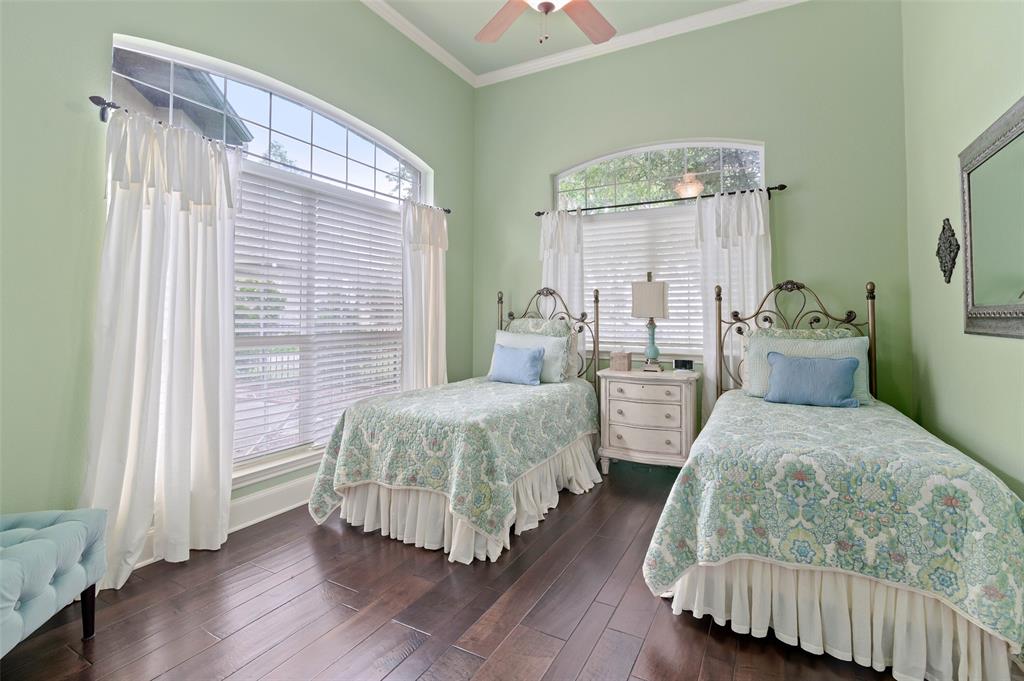 Pinnacle Club - Residential