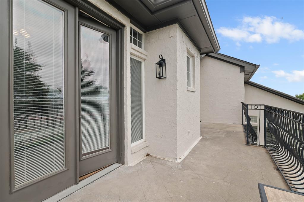 Pinnacle Club - Residential