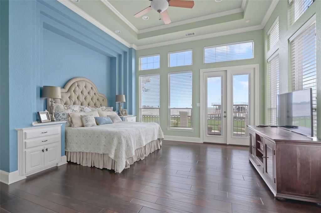 Pinnacle Club - Residential