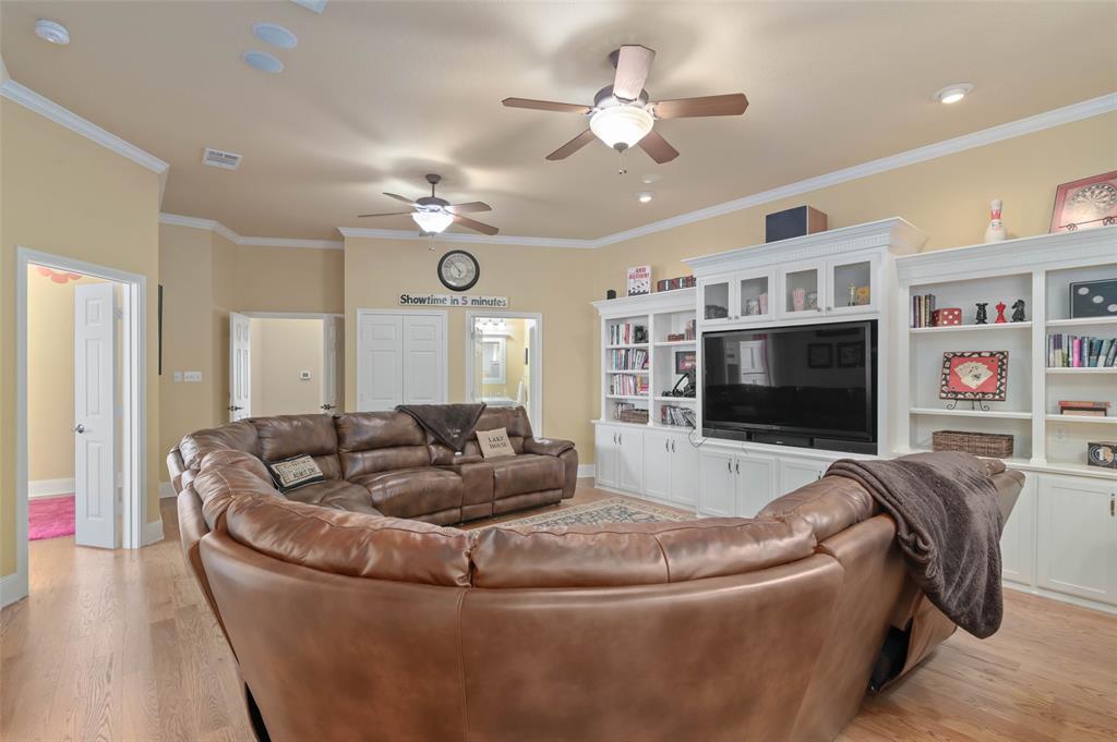 Pinnacle Club - Residential