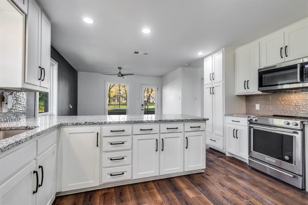 Lake Forest Village Ph 1 - Residential