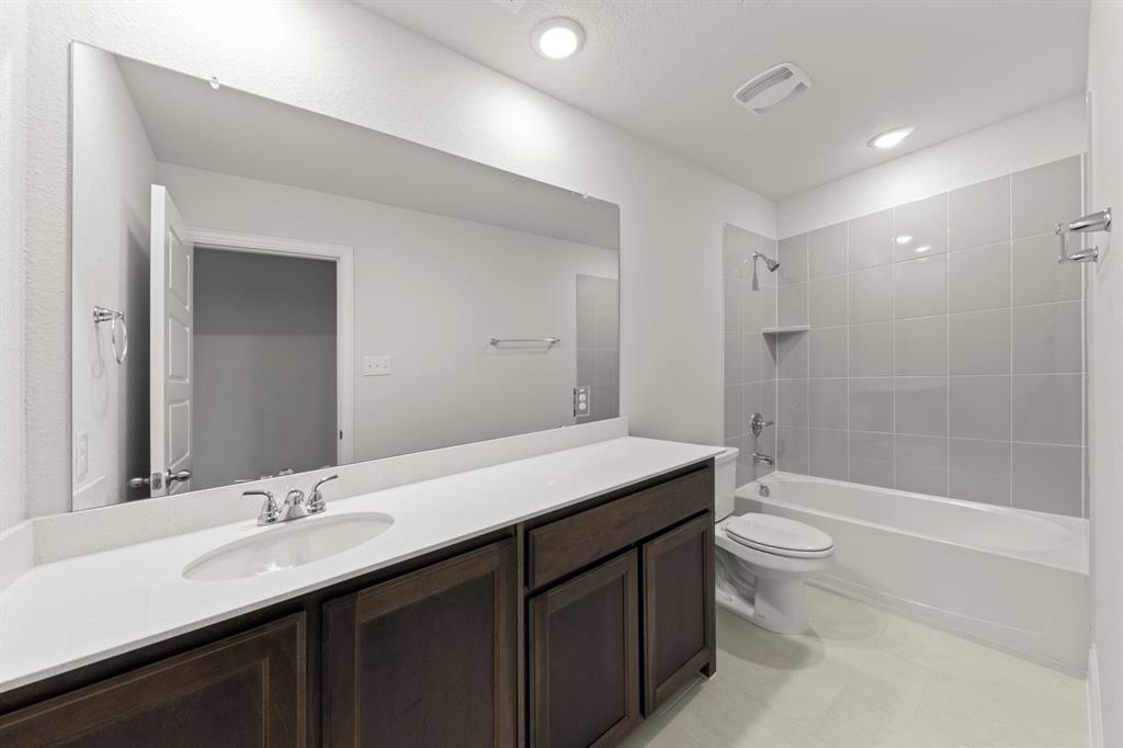 Sereno Oaks at Buckner Terrace - Residential