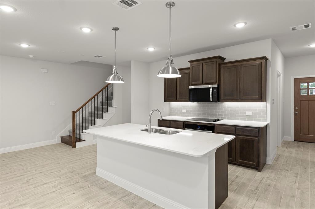 Sereno Oaks at Buckner Terrace - Residential