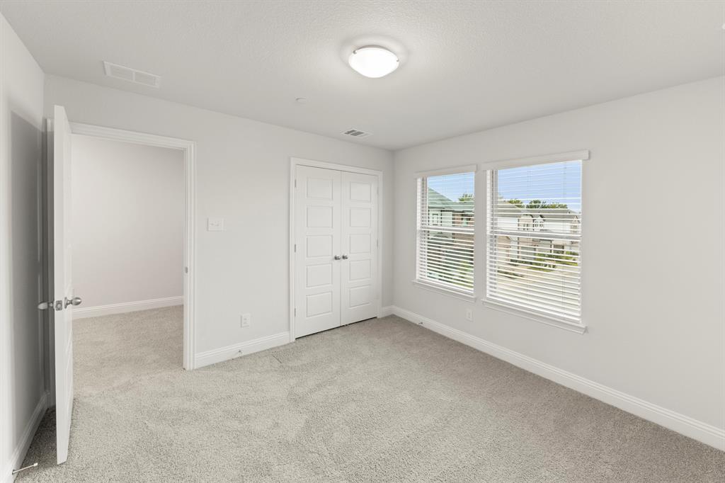 Sereno Oaks at Buckner Terrace - Residential