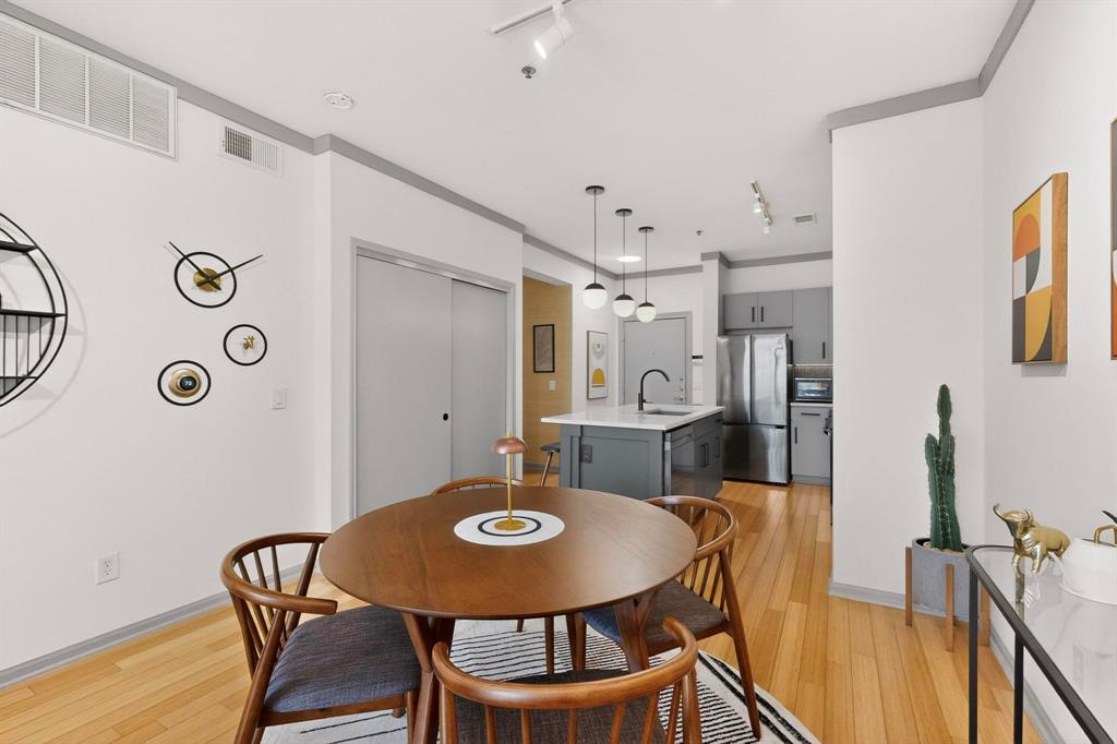 Nineteen Gilbert Condo - Residential