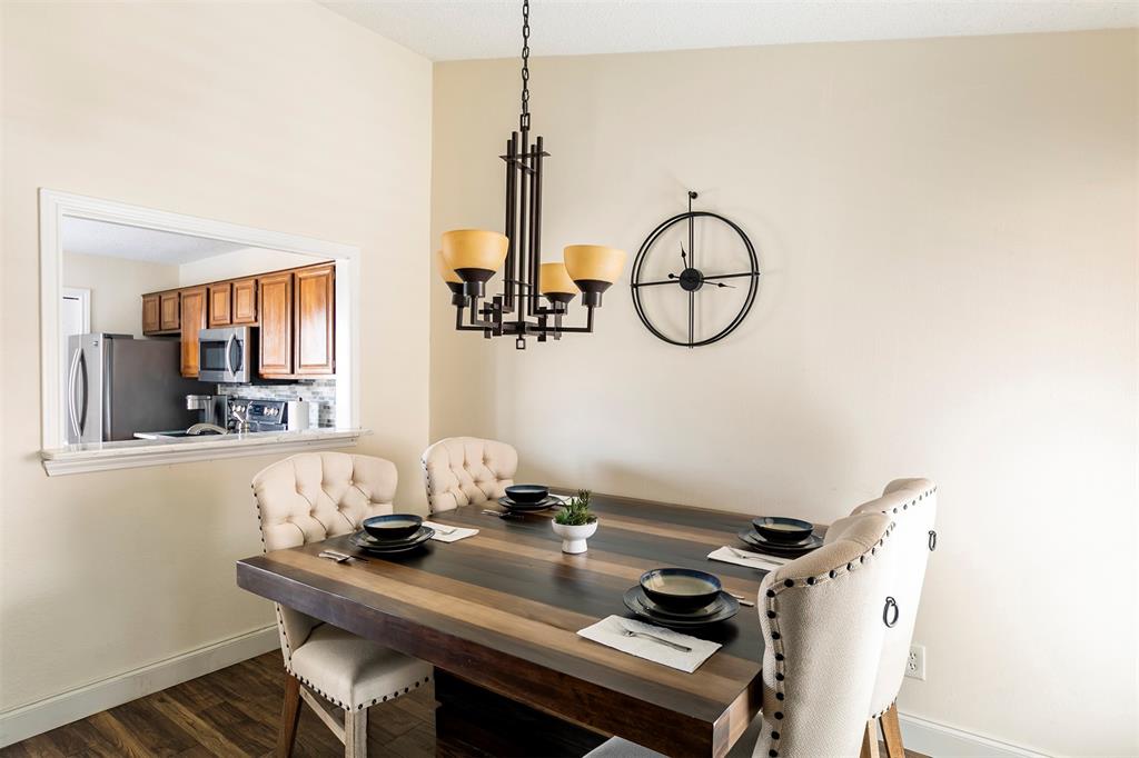 Preston On Creek Condos - Residential