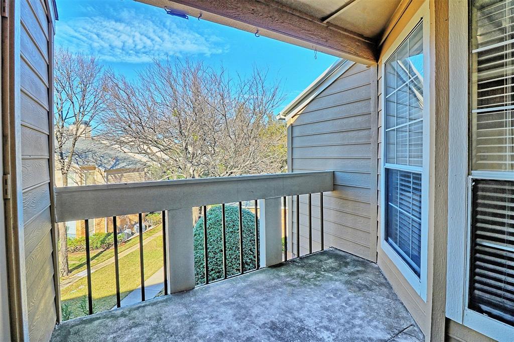 Preston On Creek Condos - Residential