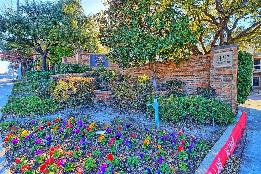 Preston On Creek Condos - Residential