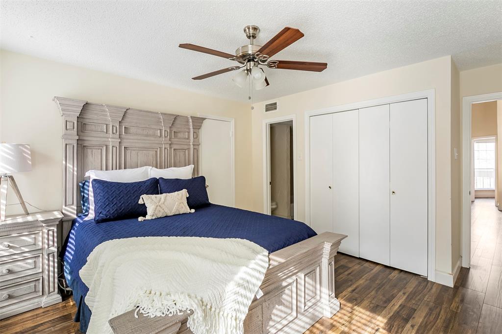 Preston On Creek Condos - Residential