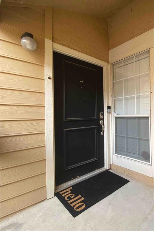 Preston On Creek Condos - Residential