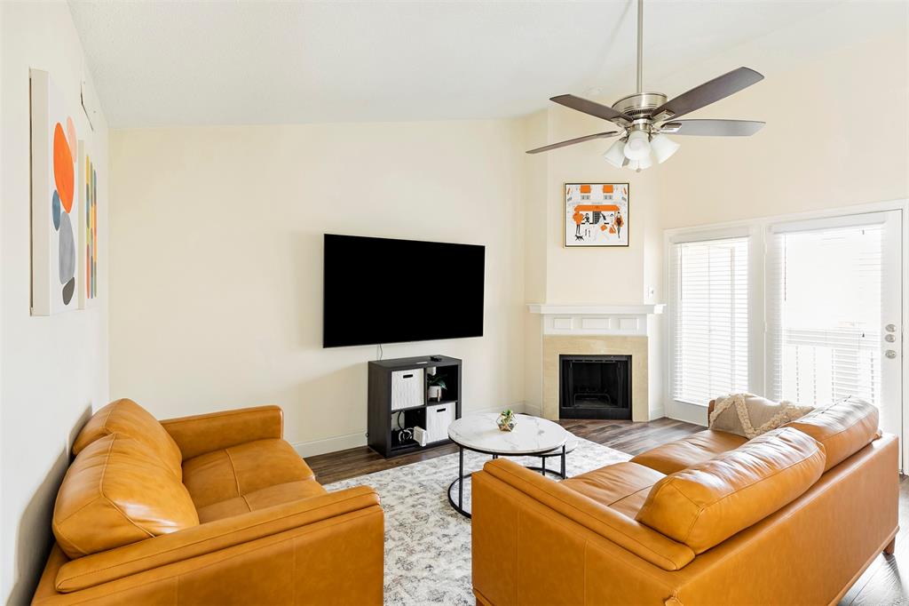 Preston On Creek Condos - Residential