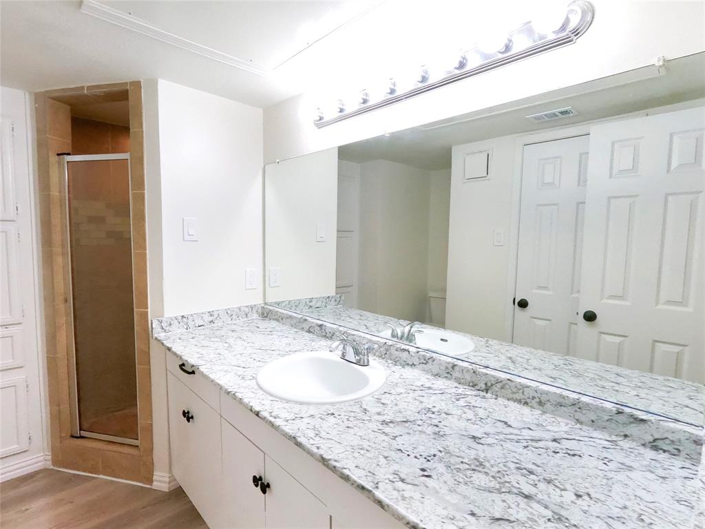 Courtyard Condo - Residential