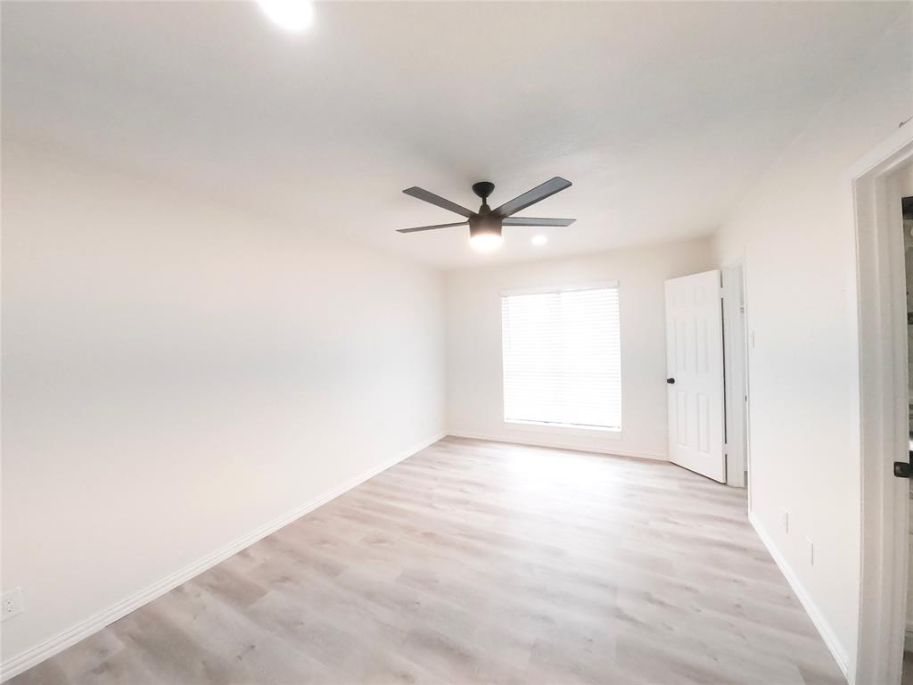 Courtyard Condo - Residential